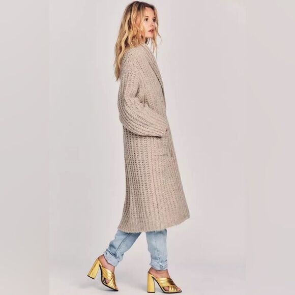 Free People LOVESHACKFANCY
GILLIES DUSTER / size M-L - Picture 3 of 11